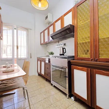 Centocelles Flat By Domusdimore *