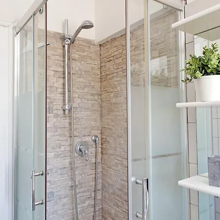 Centocelles Flat By Domusdimore *