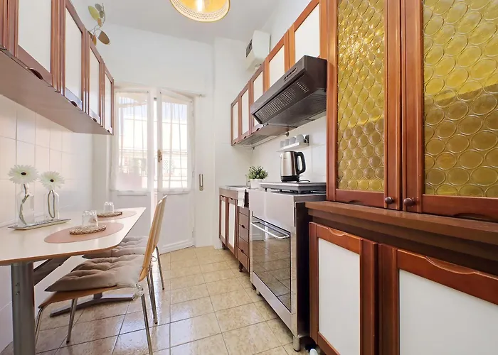 Centocelles Flat By Domusdimore