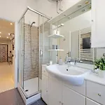 Centocelles Flat By Domusdimore *